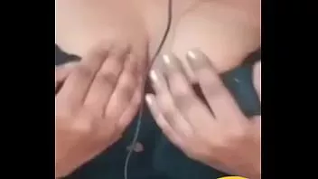 再生 巨乳の女の子とライブビデオ通話 9702774992