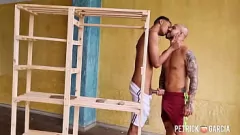Reproducir Breats Big Ass afortunado de Lucas Marsolo, la enorme polla chupada y follada a pelo