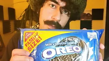 Reproduzir [asmr] masoquista come oreos sem leite (ch * king, engasgo, cuspindo, chorando, dor, sofrimento, danação eterna) [geraldo rivera - jankasmr]